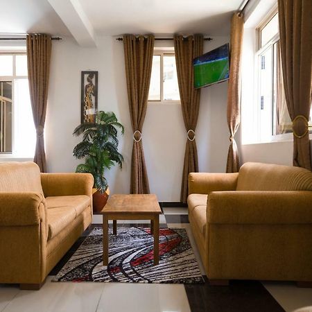 Two Mountains Lodge Аруша Экстерьер фото